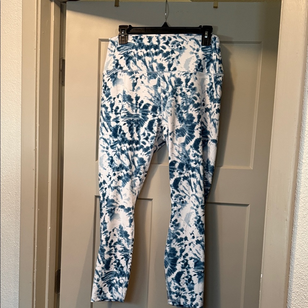 RBX Women's Blue and White Tie-Dye leggings.